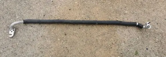 Air conditioning (A/C) pipe/hose