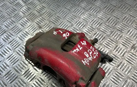 Skoda Octavia Mk2 (1Z) Front brake caliper