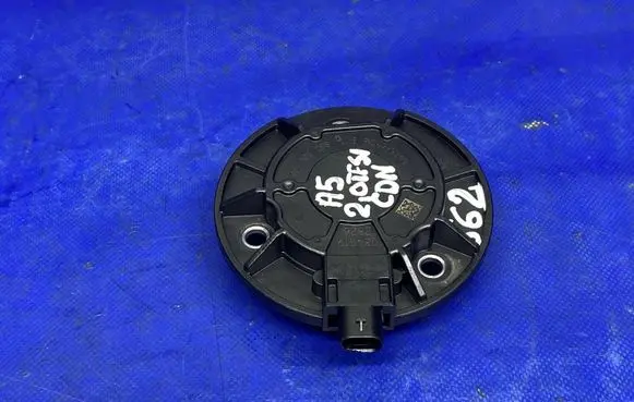 Audi A5 Camshaft vanos timing valve 06L109259D 34779309