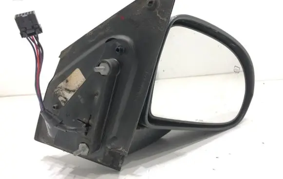 Front door electric wing mirror