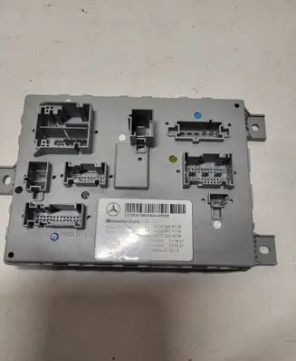 Mercedes-Benz C W205 SAM control unit A2229009708 A2229024208