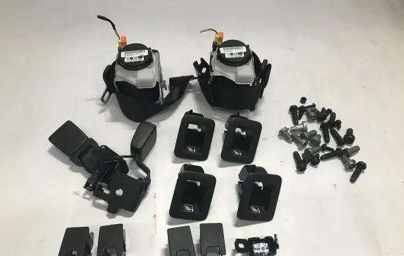Audi A1 Set of seat belts 