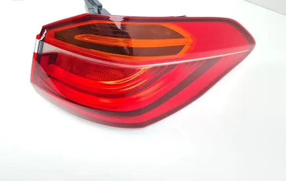 BMW 2 F46 Rear/tail lights 7330474 F03536000E