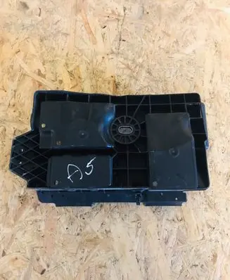Opel Astra J Fuse box cover 13302321
