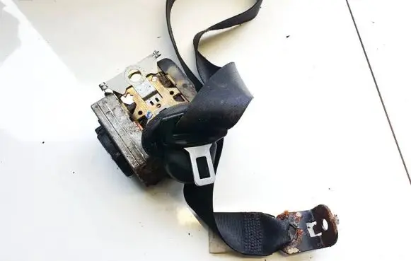 Skoda Octavia Mk1 (1U) Front seatbelt 1u4857701a