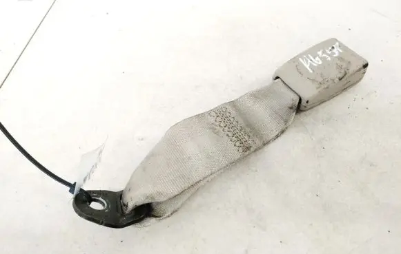 Mitsubishi Galant Rear seatbelt buckle