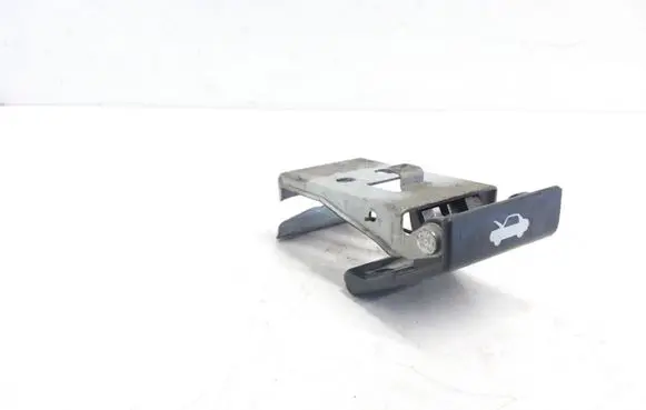 Opel Monterey Engine bonnet (hood) release handle