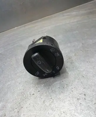 Volkswagen Tiguan Light switch 1K0941431BN 0290