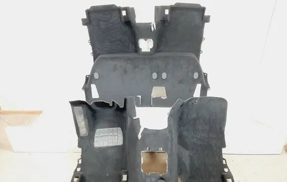 Volkswagen Amarok Interior carpet 