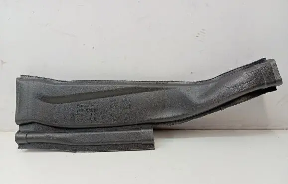Peugeot 5008 II Cabin air duct channel 9810052980