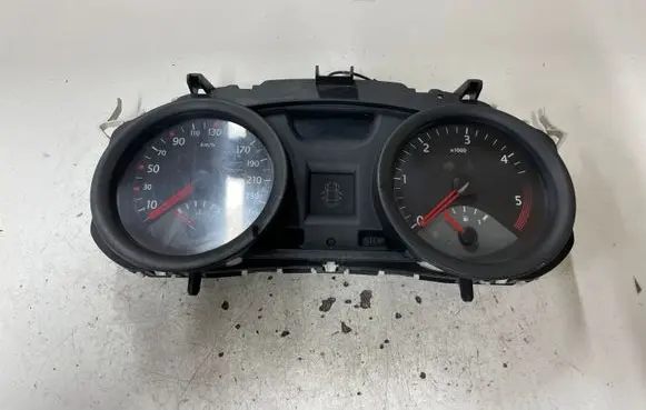 Renault Megane II Speedometer (instrument cluster) 8200399693 35110419