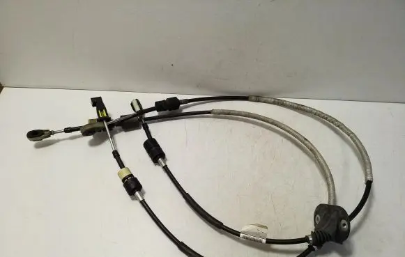 Gear shift cable linkage
