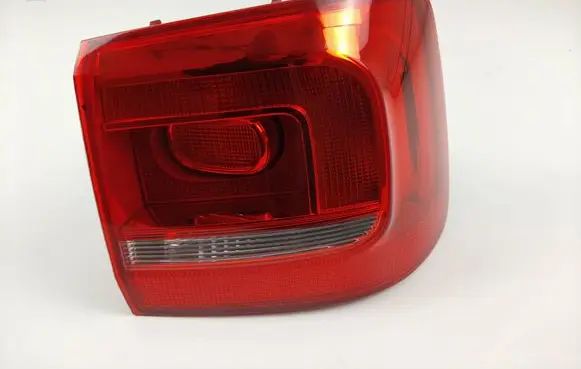 Volkswagen Touran II Rear/tail lights 1T0945096R
