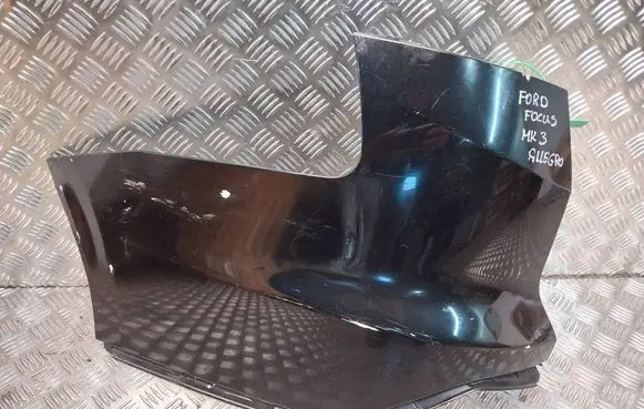 Ford Focus Rear bumper corner part panel trim S26380313 BM51N17865A