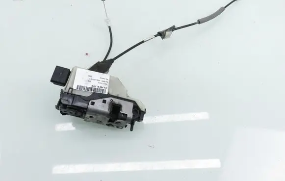 Peugeot 208 I Front door lock 9688079980