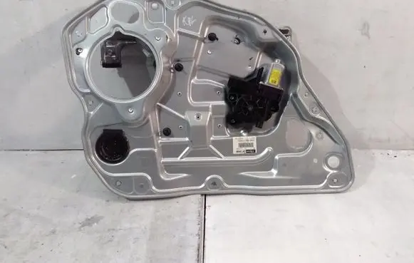 Volvo V70 Rear door window regulator with motor 983041102 983041 071030