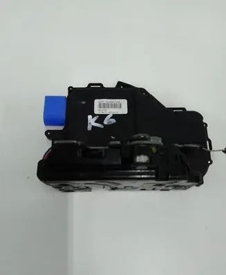 Volkswagen Touran II Rear door lock 3D4839015 3D4839015AD