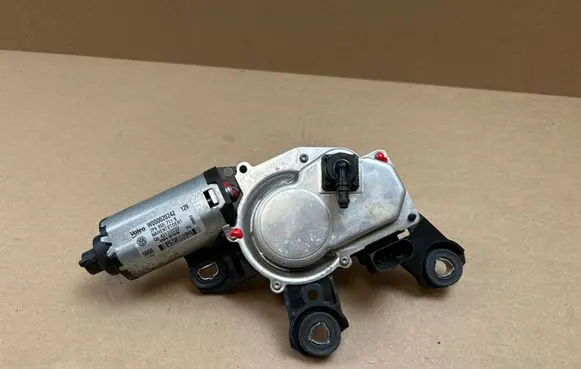 Volkswagen Touareg II Rear window wiper motor 7P6955711B