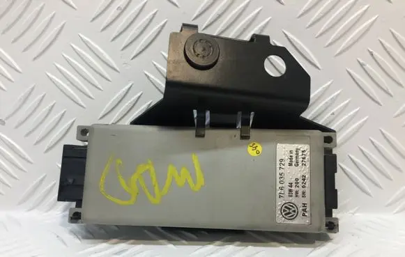 Volkswagen Touareg I Bluetooth control unit module 7L6035729