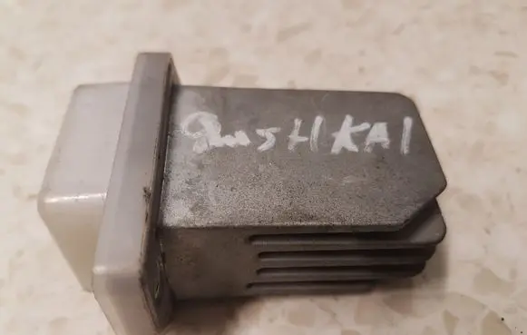 Nissan Qashqai Heater blower motor/fan resistor
