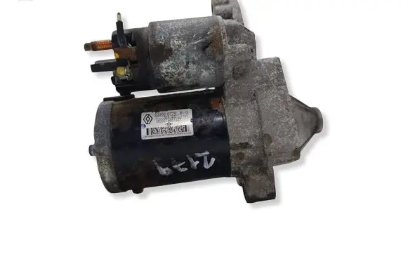 Dacia Sandero II Starter motor 233000779 M000T46572ZT