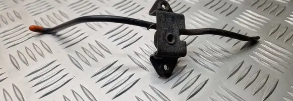 Skoda Octavia Mk1 (1U) Engine bonnet (hood) release handle 1U0823457D