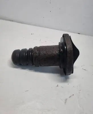 Volvo XC60 Front coil spring rubber mount 6G915599BAA