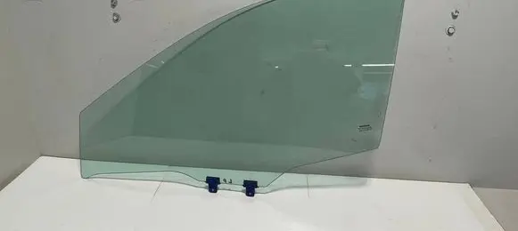 Nissan Qashqai J12 Front door window glass four-door 80301HN20A 33097