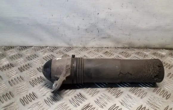 Skoda Superb B8 (3V) Front shock absorber mounting bracket 1J0512135A