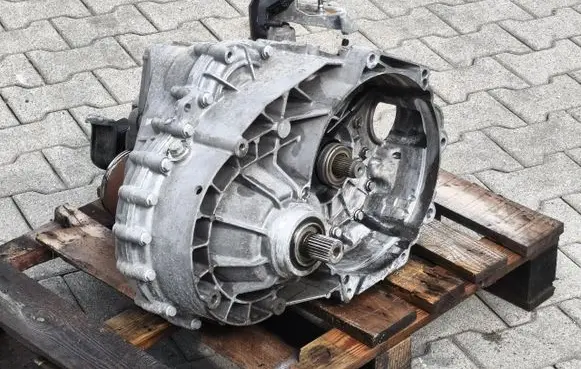 Volkswagen Multivan T5 Manual 6 speed gearbox PAU 260715HR0947 CCH