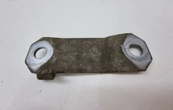 BMW 5 F10 F11 Sway bar bush bracket, front 6777642