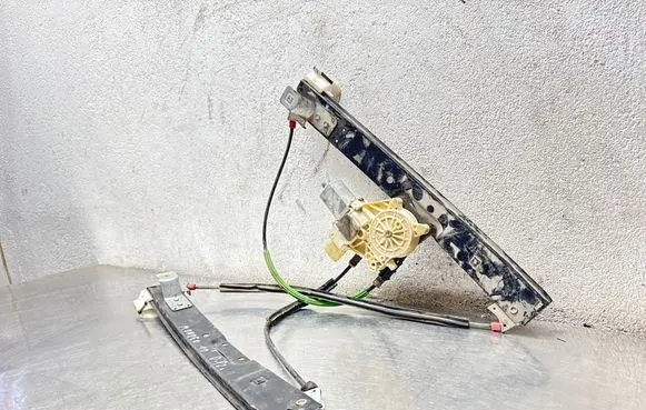 Ford Mondeo MK IV Front door window regulator with motor 6M2114553B