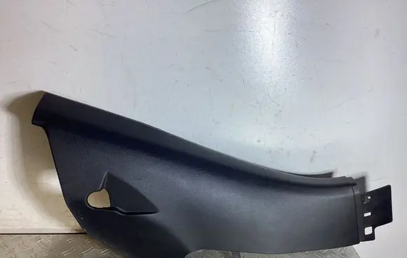 Porsche Cayenne (92A) (C) pillar trim 7P0867766