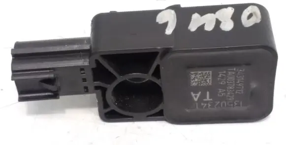 Opel Insignia A Airbag deployment crash/impact sensor 343149712 13502341