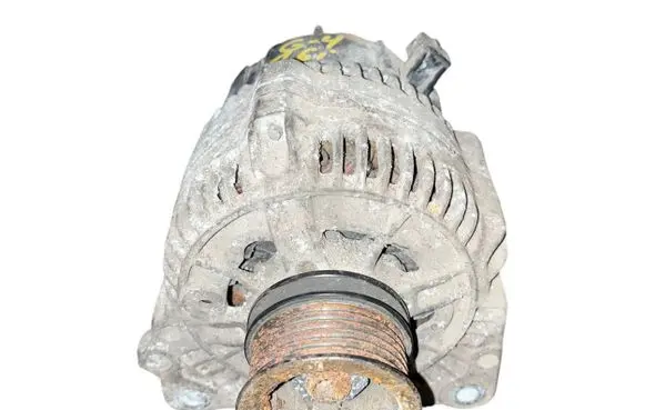 Volkswagen Golf IV Generator/alternator 037903025C 0123320034