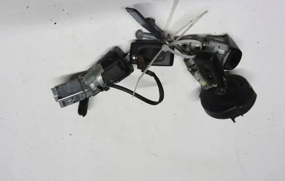 Citroen C5 Ignition lock 9653123380