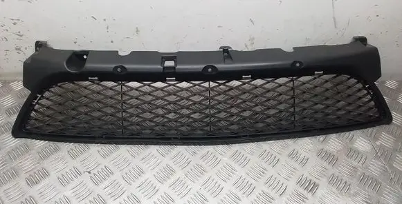 Mazda 3 I Front bumper lower grill BN8V501T1