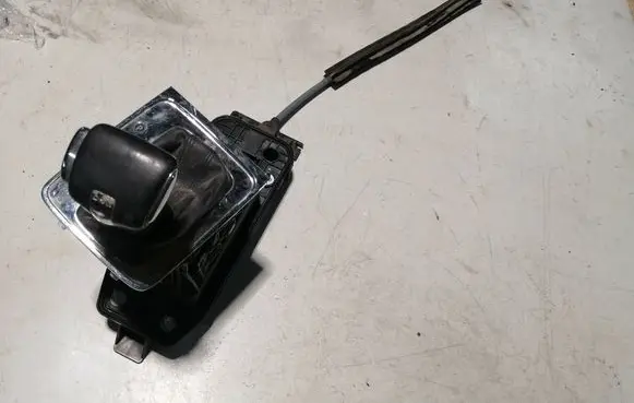 Volkswagen PASSAT B6 Gear shifter/selector 3C1713025B