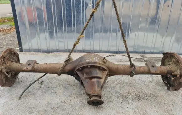 Mitsubishi L200 Rear differential