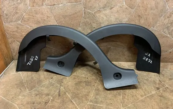 Mercedes-Benz E W212 Centre console side trim rear A2128210389