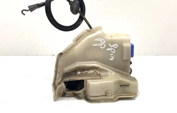 Volkswagen Golf V Front door lock 