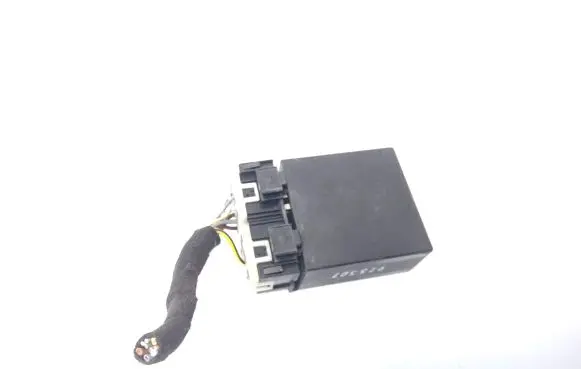 Audi A4 S4 B5 8D Other relay 8D0907701A