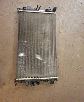 Mercedes-Benz Vito Viano W639 Coolant radiator A6395010401 89642 0089792