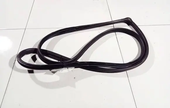 Mazda 6 Rubber seal front coupe door 