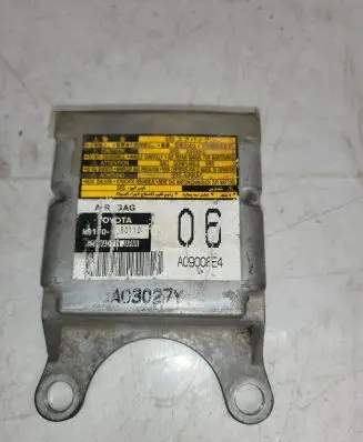 Toyota Land Cruiser (J120) Airbag control unit/module 8917060110