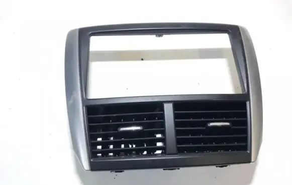 Subaru Forester SH Dash center air vent grill