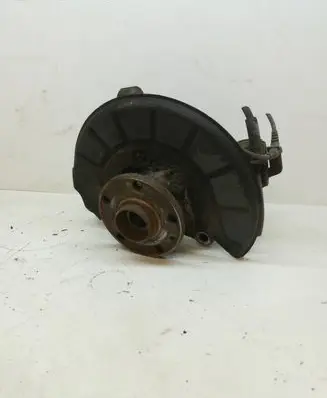Volkswagen PASSAT B6 Front wheel hub