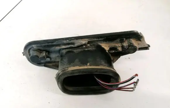 Renault Espace III Tail light bulb cover holder