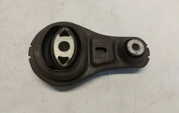 Mercedes-Benz EQV 447 Engine mount vacuum valve a4472401700-jlk01