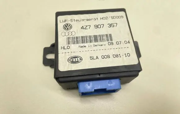 Audi A4 S4 B6 8E 8H Light module LCM 4Z7907357 5LA00808110